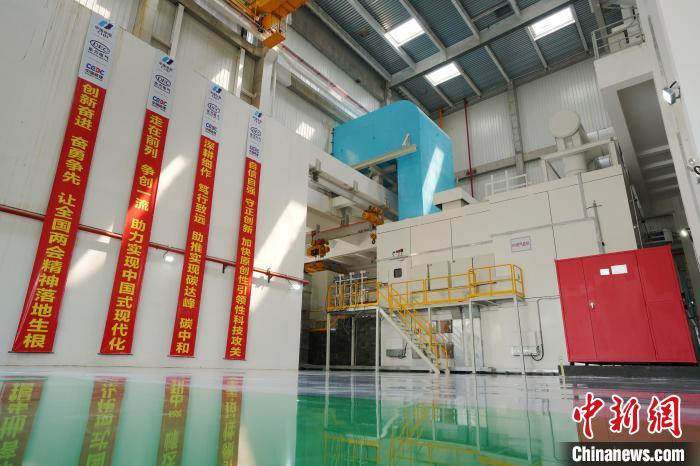 全国产化F级50兆瓦重型燃气轮机机组。　中国Z6尊龙官方网站电气集团有限公司供图